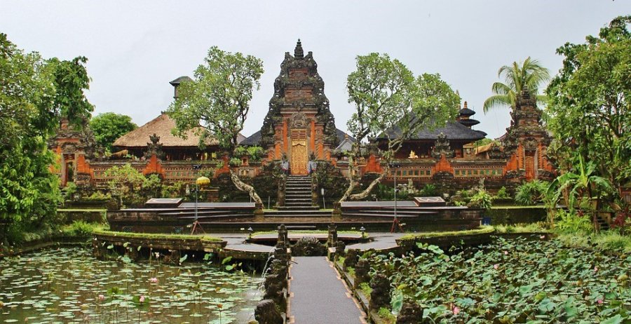 chrám v Ubudu, Bali