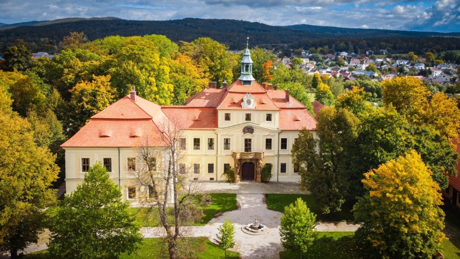 Zámecký komplex Mirošov
