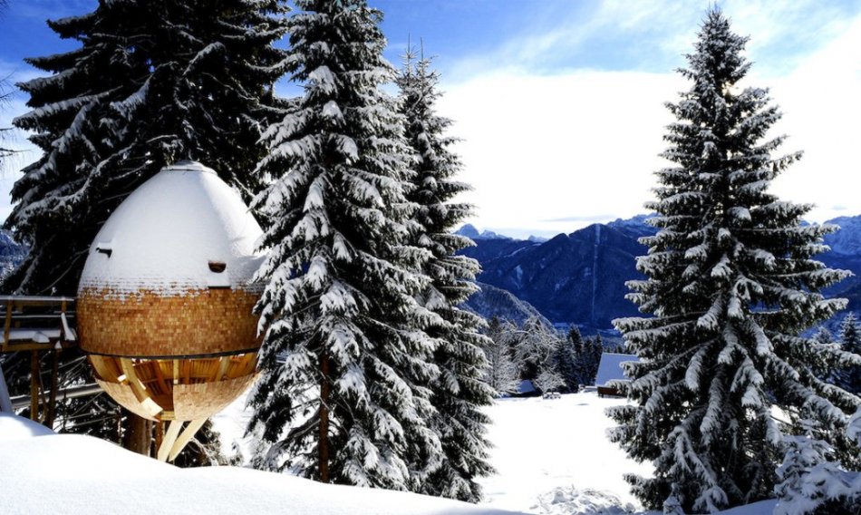 Tree-houses jak je neznáte – dřevěné domky ve tvaru vejce nabízejí nádherný výhled na italské Alpy