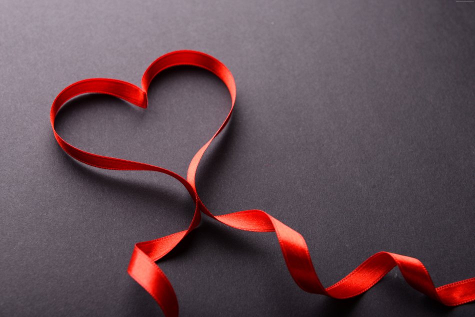 Stamp of luxury a.k.a. this year`s Valentine`s Day done in style