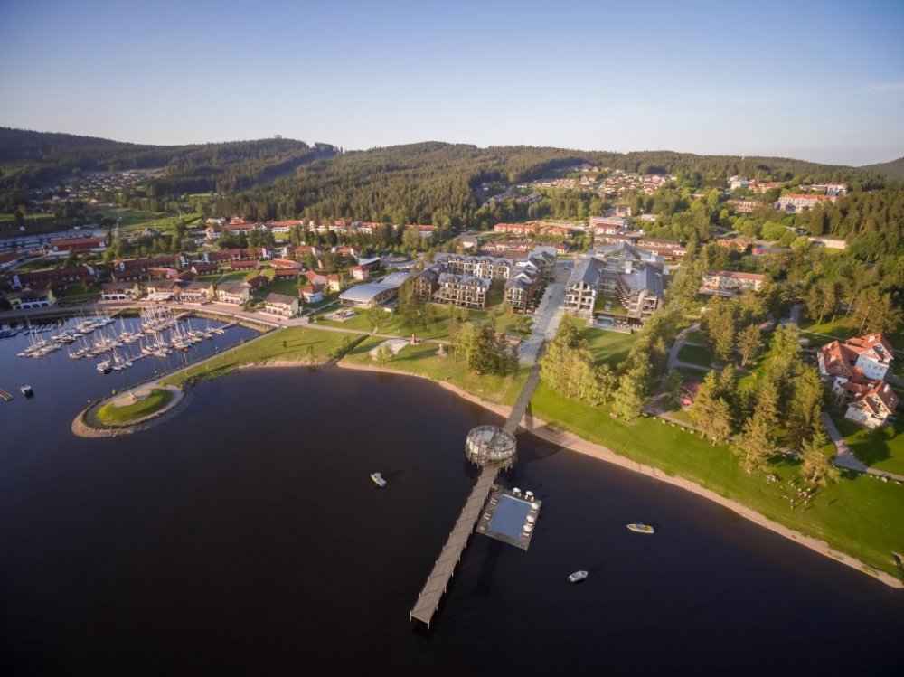 Luxusní druhý domov – představujeme nově vznikající pětihvězdičkový MOLO Lipno Resort na Lipně