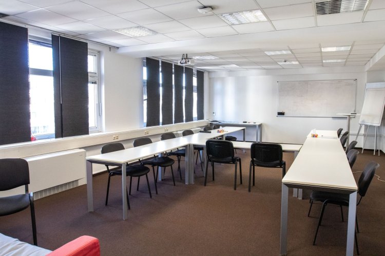 Office space for rent, 184 m², Nagano office park, Prague 3