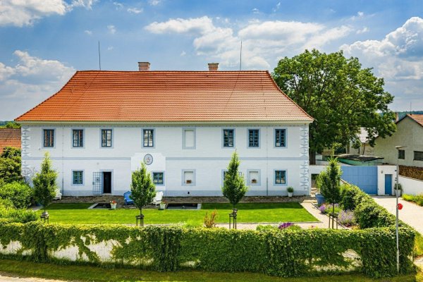 brána