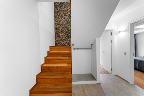 schodiště do patra