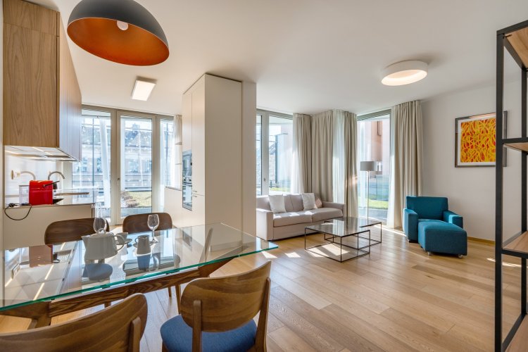 Pronájem bytu 2+kk/T/GS, 71 m², Praha 5 – Smíchov