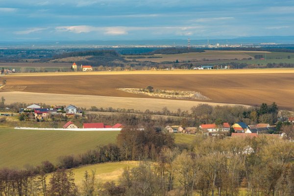 pozemky v klasterni skalici