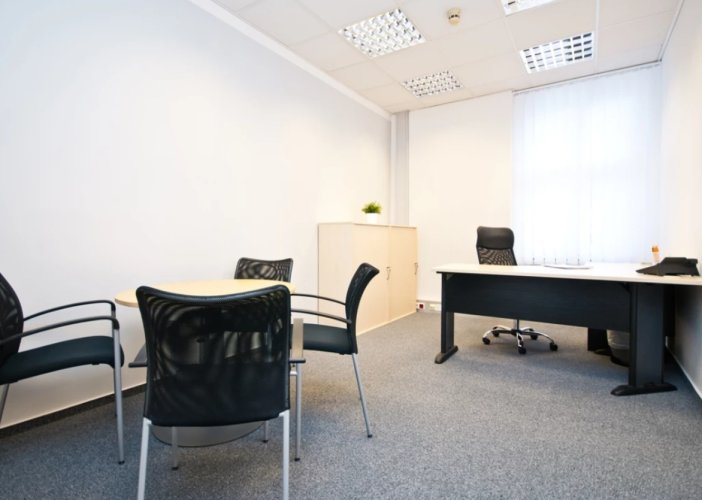 Rent of a commercial space, 666 m², Hybersnká centrum, Prague 1