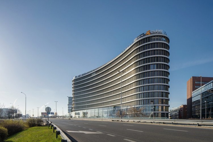 Pronájem kanceláře 500 m², Praha - Nusle