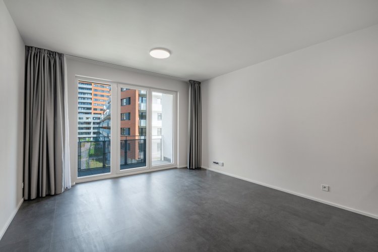 Pronájem moderního bytu 1+kk 30 m², Praha 9 - Vysočany