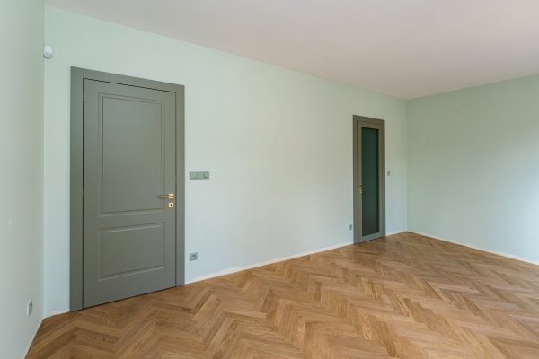 dveře