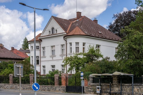 pohled z ulice