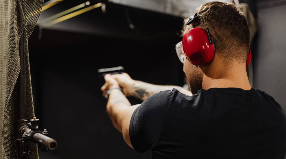 Corporate & Team-Building Shooting Experiences in Prague