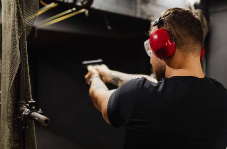 Corporate & Team-Building Shooting Experiences in Prague